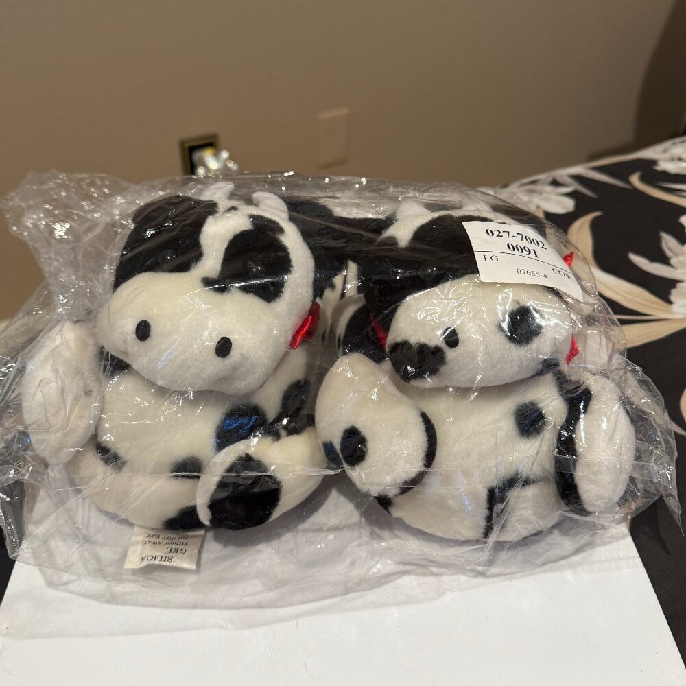 Cow Indoor Mule Slippers, Size 9-10 NWT